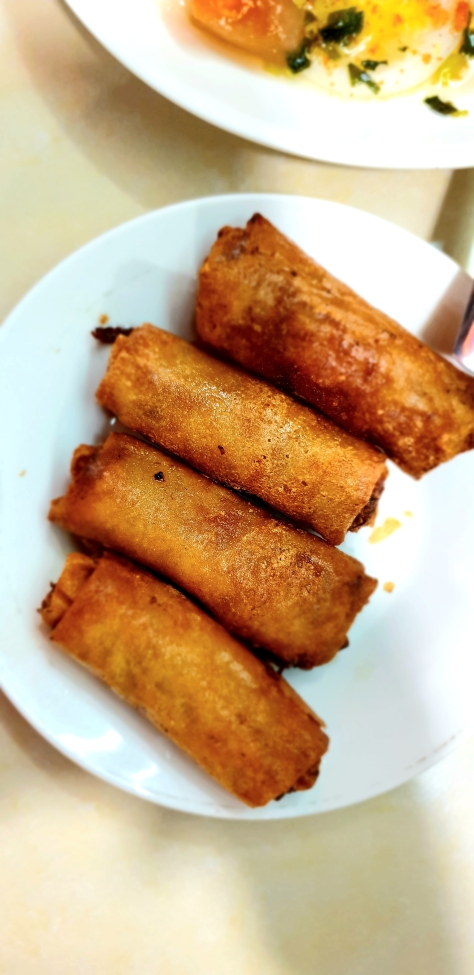 street food vietnam, spring rolls