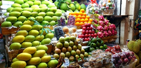 street food saigon, different fruits